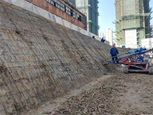 阿拉善左建筑边坡支护