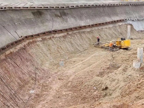 阿拉善左基坑边坡加固