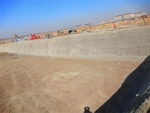 阿拉善左高铁桩基础建设